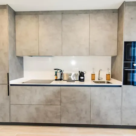 Espectacular Atico Con Piscina Apartment Loredo