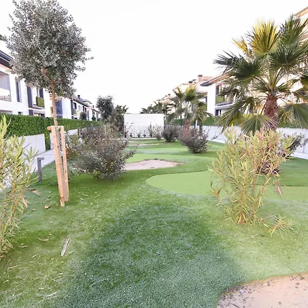 Espectacular Atico Con Piscina Apartment Loredo